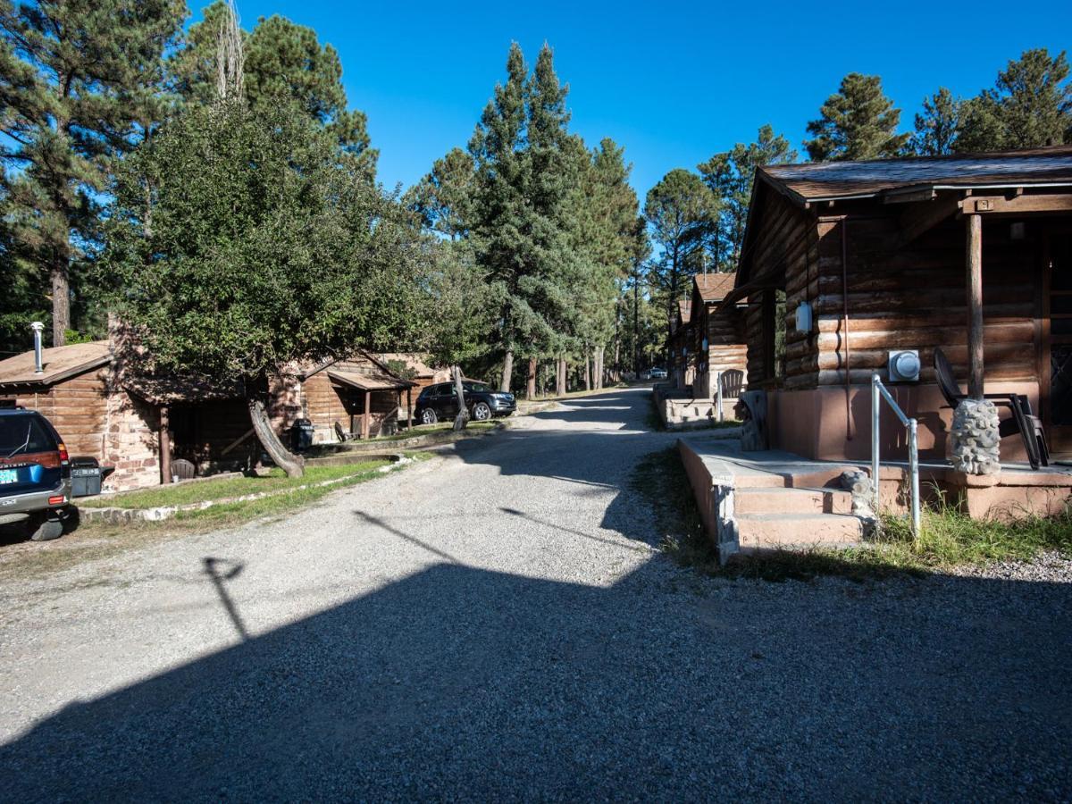 Apache Village 10, King Studio, Midtown, Sleeps 2 Ruidoso Exterior foto